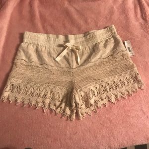 NWT Women’s crochet shorts